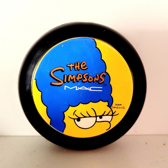 🤾 2X HOST PICK!🤾 3-PIECE SET💄MAC Special Edition | The Simpsons Marge Makeup - Picture 6 of 8